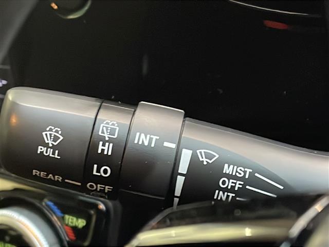 アクア Ｓ　禁煙車　純正ナビ　プルクラッシュセーフティ　バックカメラ　プッシュスタート　スマートキー　オートライト　ＬＥＤヘッドライト　ＬＫＡ　フロアマット　フルセグＴＶ　横滑り防止機能　ＡＢＳ　オートエアコン（24枚目）