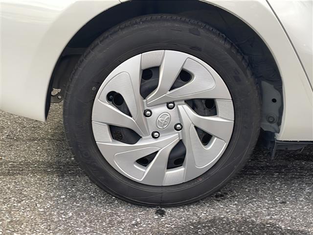 アクア Ｓ　禁煙車　純正ナビ　プルクラッシュセーフティ　バックカメラ　プッシュスタート　スマートキー　オートライト　ＬＥＤヘッドライト　ＬＫＡ　フロアマット　フルセグＴＶ　横滑り防止機能　ＡＢＳ　オートエアコン（37枚目）