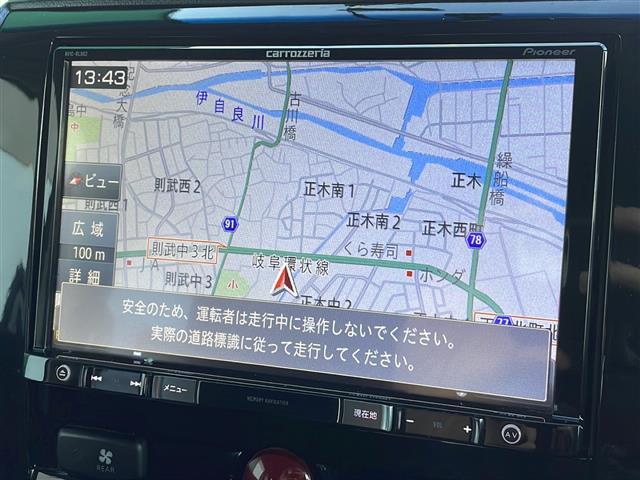 デリカＤ：５ Ｄ　パワーパッケージ　禁煙車　社外８型ナビ　フリップダウンモニター　両側パワースライドドア　バックカメラ　ドライブレコーダー　シートヒーター　パドルシフト　スマートキー　ルーフキャリア　リアラダー　マッドガード　フォグ（3枚目）