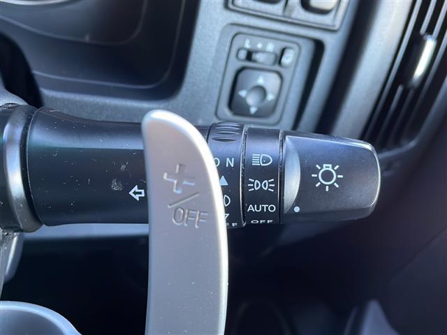 デリカＤ：５ Ｄ　パワーパッケージ　禁煙車　社外８型ナビ　フリップダウンモニター　両側パワースライドドア　バックカメラ　ドライブレコーダー　シートヒーター　パドルシフト　スマートキー　ルーフキャリア　リアラダー　マッドガード　フォグ（22枚目）