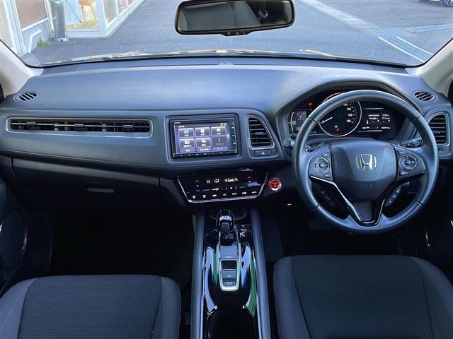 ヴェゼル ハイブリッドX・ホンダセンシング 禁煙車 純正ナビ 衝突軽減ブレーキ バックカメラ ホンダセンシング LKA アクティブクルーズコントロール LEDヘッドライト フォグランプ 電子パーキングブレーキ ブレーキホールド スマートキー(2枚目)