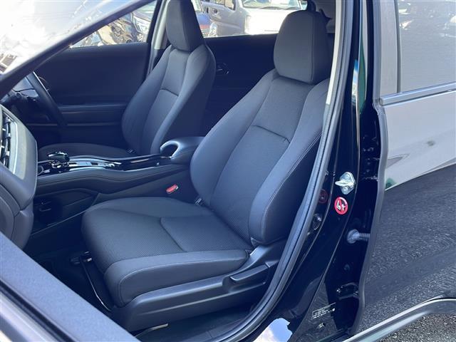 ヴェゼル ハイブリッドX・ホンダセンシング 禁煙車 純正ナビ 衝突軽減ブレーキ バックカメラ ホンダセンシング LKA アクティブクルーズコントロール LEDヘッドライト フォグランプ 電子パーキングブレーキ ブレーキホールド スマートキー(39枚目)