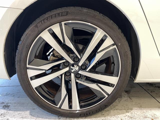 ５０８ ＧＴライン　プレミアムレザーエディション　アクティブクルーズコントロール　レーンキープアシスト　ブラインドスポットモニター　フロントバックソナー　ＬＥＤヘッドライト　インテリジェントハイビーム　純正ナビ　ＴＶ　ＡｐｐｌｅＣａｒＰｌａｙ（34枚目）