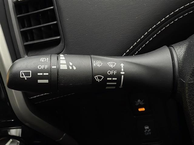 セレナ ハイウェイスターＶセレクションＩＩ　禁煙車　純正ナビ　アラウンドビューモニター　純正フリップダウンモニター　両側パワースライドドア　エマージェンシーブレーキ　クルーズコントロール　オートライト　ＬＥＤヘッドライト　フォグ　インテリキー（27枚目）