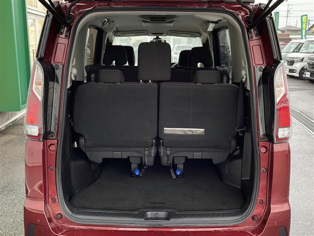 セレナ ハイウェイスターＶセレクションＩＩ　禁煙車　純正ナビ　アラウンドビューモニター　純正フリップダウンモニター　両側パワースライドドア　エマージェンシーブレーキ　クルーズコントロール　オートライト　ＬＥＤヘッドライト　フォグ　インテリキー（35枚目）