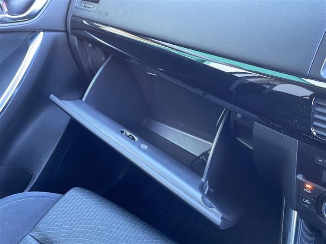 ＣＸ－５ ＸＤ　純正ナビ　バックカメラ　衝突軽減ブレーキ　フルセグ　スマートキー　プッシュスタート　オートライト　ＨＩＤヘッドライト　ステアリングリモコン　フォグランプ　ＥＴＣ　社外アルミホイール　オートエアコン（28枚目）