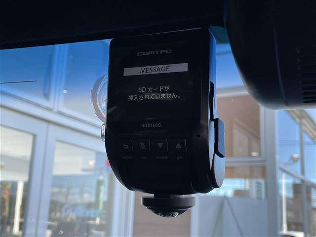 Ｎ－ＢＯＸカスタム Ｇ・Ｌターボホンダセンシング　禁煙車　社外ＳＤナビ　衝突敬遠ブレーキ　両側パワースライドドア　ＬＫＡ　レーダークルーズコントロール　バックカメラ　ハーフレザーシート　　　スマートキー　プッシュスタート　　オートライト　ＬＥＤ　ＢＴ（9枚目）