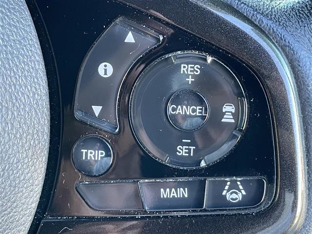 Ｎ－ＢＯＸカスタム Ｇ・Ｌターボホンダセンシング　禁煙車　社外ＳＤナビ　衝突敬遠ブレーキ　両側パワースライドドア　ＬＫＡ　レーダークルーズコントロール　バックカメラ　ハーフレザーシート　　　スマートキー　プッシュスタート　　オートライト　ＬＥＤ　ＢＴ（10枚目）