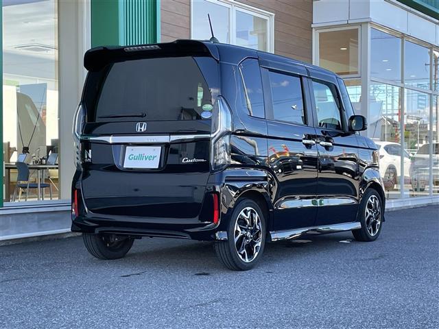 Ｎ－ＢＯＸカスタム Ｇ・Ｌターボホンダセンシング　禁煙車　社外ＳＤナビ　衝突敬遠ブレーキ　両側パワースライドドア　ＬＫＡ　レーダークルーズコントロール　バックカメラ　ハーフレザーシート　　　スマートキー　プッシュスタート　　オートライト　ＬＥＤ　ＢＴ（19枚目）