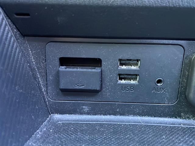 デミオ ＸＤツーリング　禁煙車　純正コネクトナビ　衝突軽減ブレーキ　バックカメラ　クルーズコントロール　ＥＴＣ　スマートキー　プッシュスタート　アイドリングストップ　フルセグＴＶ　純正アルミホイール　オートライト　ＨＩＤ（28枚目）