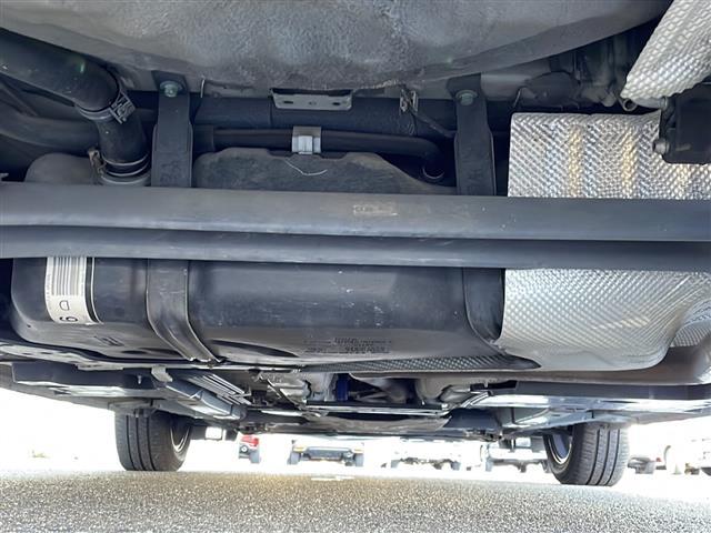 デミオ ＸＤツーリング　禁煙車　純正コネクトナビ　衝突軽減ブレーキ　バックカメラ　クルーズコントロール　ＥＴＣ　スマートキー　プッシュスタート　アイドリングストップ　フルセグＴＶ　純正アルミホイール　オートライト　ＨＩＤ（43枚目）