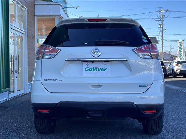 エクストレイル ２０Ｘ　純正ナビ　４ＷＤ　ルーフレール　バックカメラ　ステアリングスイッチ　純正アルミホイール　オートライト　ダウンヒルアシスト　シートヒーター　インテリジェントキー　プッシュスタート　ＨＩＤヘッドライト（24枚目）