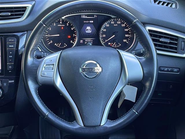 エクストレイル ２０Ｘ　純正ナビ　４ＷＤ　ルーフレール　バックカメラ　ステアリングスイッチ　純正アルミホイール　オートライト　ダウンヒルアシスト　シートヒーター　インテリジェントキー　プッシュスタート　ＨＩＤヘッドライト（25枚目）