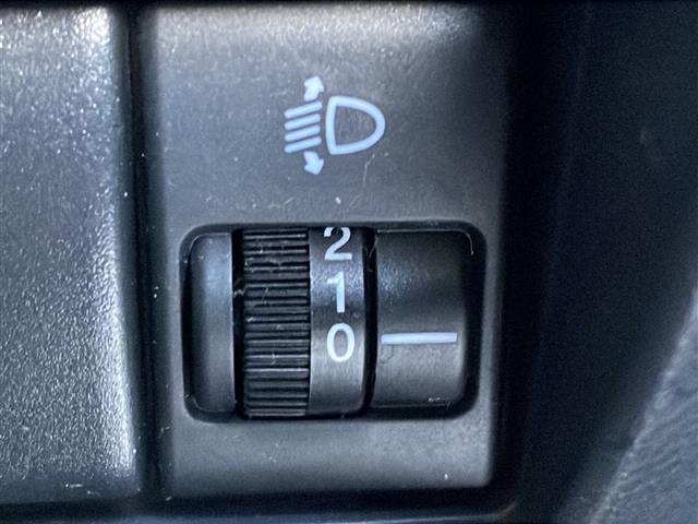 ハスラー Ｇ　禁煙車　社外ナビ　バックカメラ　衝突軽減ブレーキ　ドラレコ　ＬＫＡ　オートライト　ＥＴＣ　プッシュスタート　オートエアコン　ステアリングスイッチ　アイドリングストップ　スマートキー　プッシュスタート（10枚目）