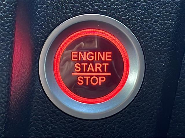 フィット １３Ｇ・Ｆ　禁煙車　純正ナビ　衝突軽減ブレーキ　レーンキープアシスト　バックカメラ　オートエアコン　アイドリングストップ　社外アルミホイール　シートリスター　電動格納ミラー　プッシュスタート　スマートキー　ＢＴ（26枚目）