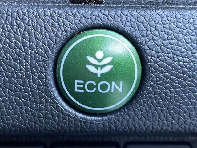 フィット １３Ｇ・Ｆ　禁煙車　純正ナビ　衝突軽減ブレーキ　レーンキープアシスト　バックカメラ　オートエアコン　アイドリングストップ　社外アルミホイール　シートリスター　電動格納ミラー　プッシュスタート　スマートキー　ＢＴ（30枚目）