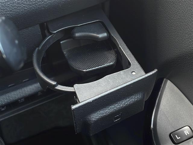 ハスラー ＪスタイルＩＩターボ　禁煙車　衝突軽減ブレーキ　ＬＫＡ　シートヒーター　オートライト　クルーズコントロール　オートエアコン　フォグランプ　純正アルミホイール　プッシュスタート　スマートキー　パワーウインドウ　ＨＩＤヘッド（29枚目）