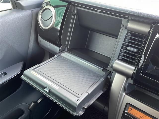 ハスラー ＪスタイルＩＩターボ　禁煙車　衝突軽減ブレーキ　ＬＫＡ　シートヒーター　オートライト　クルーズコントロール　オートエアコン　フォグランプ　純正アルミホイール　プッシュスタート　スマートキー　パワーウインドウ　ＨＩＤヘッド（30枚目）