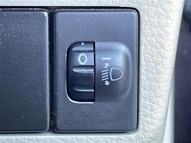 アルトラパン Ｌ　純正ナビ　ＳＤナビ　フルセグ　禁煙車　スマートキー　シートヒーター　電動格納ミラー　アイドリングストップ　ワンオーナー　ビルドインＥＴＣ　プッシュスタート　Ｂｌｕｅｔｏｏｔｈ（10枚目）