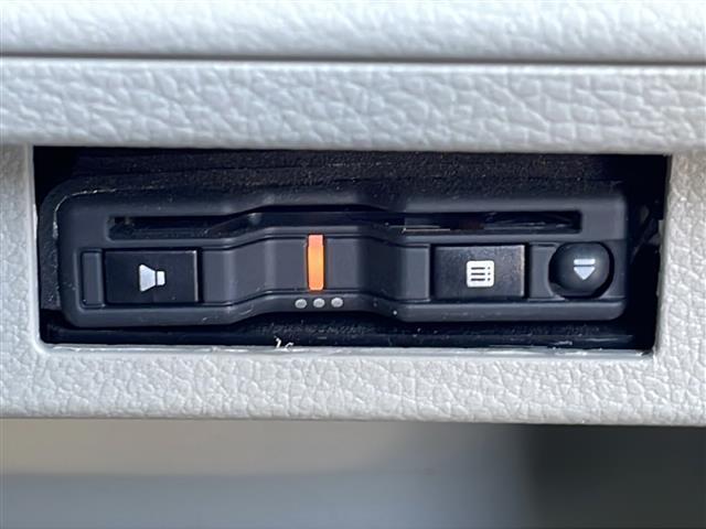 アルトラパン Ｌ　純正ナビ　ＳＤナビ　フルセグ　禁煙車　スマートキー　シートヒーター　電動格納ミラー　アイドリングストップ　ワンオーナー　ビルドインＥＴＣ　プッシュスタート　Ｂｌｕｅｔｏｏｔｈ（11枚目）