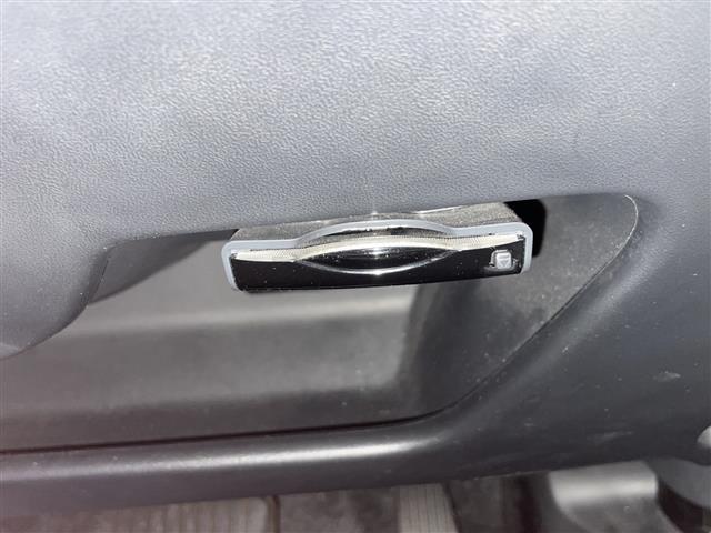 ミラージュ Ｇ　禁煙車　ＬＥＤヘッドライト　レーダークルーズ　スマートキー　純正アルミ　ウィンカーミラー　電動格納ミラー　アイドリングストップ　ワンオーナー　プッシュスタート　ｅ－Ａｓｓｉｓｔ　ＳＲＳエアバック（9枚目）