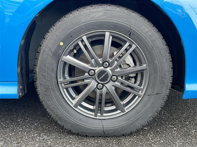 ヤリス ハイブリッドＧ　純正ナビ　ＳＤナビ　トヨタセーフティセンス　パノラミックビューモニター　禁煙車　バックカメラ　クリアランスソナー　ＬＥＤヘッドライト　クルコン　スマートキー　純正夏用タイヤ積み込み　ＢＴオーディオ（18枚目）