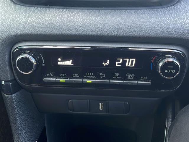 ヤリス ハイブリッドＧ　純正ナビ　ＳＤナビ　トヨタセーフティセンス　パノラミックビューモニター　禁煙車　バックカメラ　クリアランスソナー　ＬＥＤヘッドライト　クルコン　スマートキー　純正夏用タイヤ積み込み　ＢＴオーディオ（29枚目）