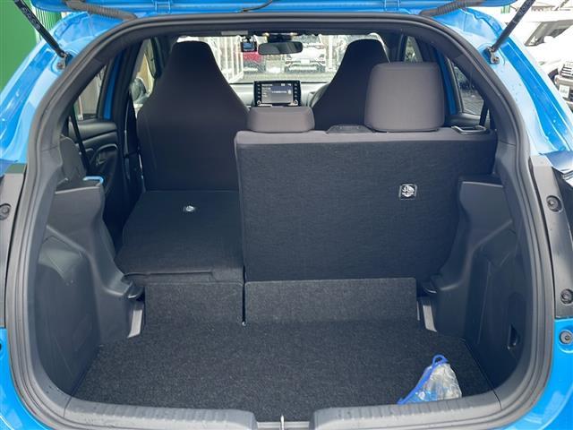 ヤリス ハイブリッドＧ　純正ナビ　ＳＤナビ　トヨタセーフティセンス　パノラミックビューモニター　禁煙車　バックカメラ　クリアランスソナー　ＬＥＤヘッドライト　クルコン　スマートキー　純正夏用タイヤ積み込み　ＢＴオーディオ（35枚目）