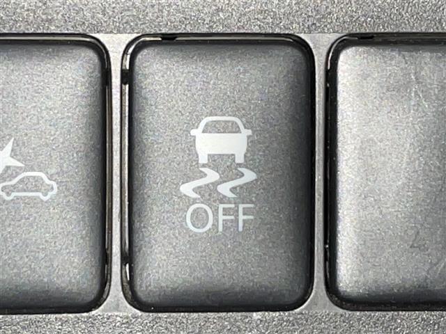 デイズルークス ハイウェイスター　Ｘ　Ｇパッケージ　禁煙車　純正ＳＤナビ　アラウンドビューモニター　両側パワースライドドア　エマージェンシーブレーキ　ＨＩＤヘッドライト　オートライト　フォグランプ　インテリジェントキー　プッシュスタート　スペアキー（9枚目）