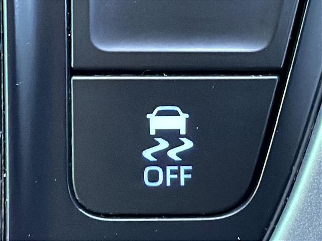 ノア Ｓ－Ｇ　禁煙車　純正コネクトナビ　バックカメラ　両側パワスラ　フリップダウンモニター　クリアランスソナー　トヨタセーフティセンス　プリクラッシュセーフティ　ＬＫＡ　クルーズコントロール　オートハイビーム（8枚目）