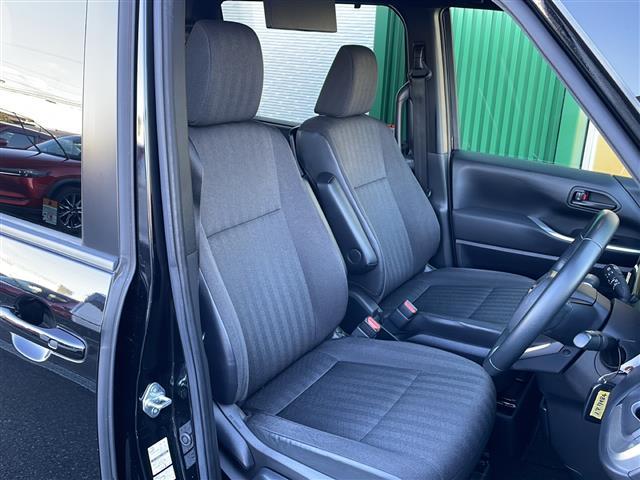 ノア Ｓ－Ｇ　禁煙車　純正コネクトナビ　バックカメラ　両側パワスラ　フリップダウンモニター　クリアランスソナー　トヨタセーフティセンス　プリクラッシュセーフティ　ＬＫＡ　クルーズコントロール　オートハイビーム（13枚目）