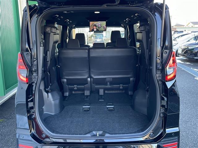 ノア Ｓ－Ｇ　禁煙車　純正コネクトナビ　バックカメラ　両側パワスラ　フリップダウンモニター　クリアランスソナー　トヨタセーフティセンス　プリクラッシュセーフティ　ＬＫＡ　クルーズコントロール　オートハイビーム（37枚目）