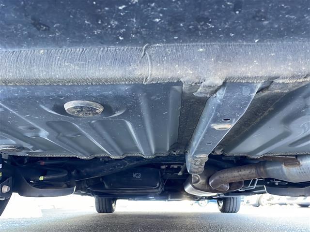 ノア Ｓ－Ｇ　禁煙車　純正コネクトナビ　バックカメラ　両側パワスラ　フリップダウンモニター　クリアランスソナー　トヨタセーフティセンス　プリクラッシュセーフティ　ＬＫＡ　クルーズコントロール　オートハイビーム（43枚目）