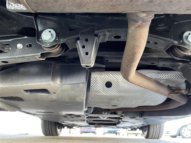 Ｃ－ＨＲ Ｇ　禁煙車　純正ナビ　トヨタセーフティセンス　電動パーキングブレーキ　クルーズコントロール　バックカメラ　オートライト　オートマチックハイビーム　ＬＥＤヘッドライト　フォグランプ　ＡＡＣ　Ｐスタート（43枚目）