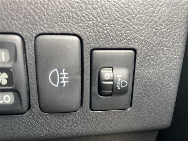 ������тm���C�P���̃K���o�[�����炱���ł��鍂������I���Q�O�Q�O�N�P���@�i���j���{�\����������������ׁi�������ÎԔ���s��̑�蔃����Ǝ҂�ΏۂƂ����u���Î����Ԕ���䐔�m���D�P�����v���j