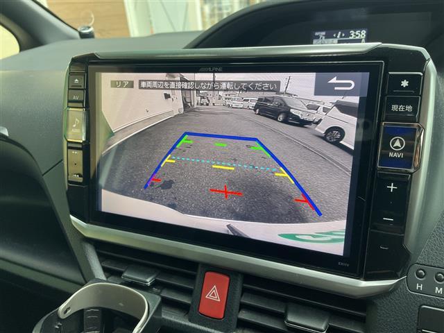 ヴォクシー ＺＳ　禁煙車　社外ナビ　フリップダウンモニター　トヨタセーフティセンス　両側パワースライドドア　ＲＯＷＥＮフルエアロ　ＲＯＷＥＮリアウィング　オートライト　オートマチックハイビーム　ＬＥＤヘッドライト（6枚目）