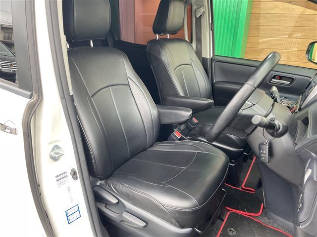 ヴォクシー ＺＳ　禁煙車　社外ナビ　フリップダウンモニター　トヨタセーフティセンス　両側パワースライドドア　ＲＯＷＥＮフルエアロ　ＲＯＷＥＮリアウィング　オートライト　オートマチックハイビーム　ＬＥＤヘッドライト（14枚目）