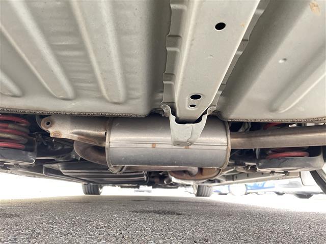 ヴォクシー ＺＳ　禁煙車　社外ナビ　フリップダウンモニター　トヨタセーフティセンス　両側パワースライドドア　ＲＯＷＥＮフルエアロ　ＲＯＷＥＮリアウィング　オートライト　オートマチックハイビーム　ＬＥＤヘッドライト（43枚目）