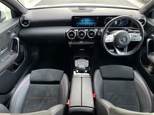 Ａクラスセダン Ａ１８０　スタイルセダン　禁煙車　純正ナビ　Ｂカメラ　ドラレコ　シートヒータ　パワーシート　ＢＳＭ　オートライト　ＬＥＤ　フォグランプ　オートエアコン　プッシュスタート　スマートキー　スペアキー　純正アルミホイール　ＥＴＣ（2枚目）