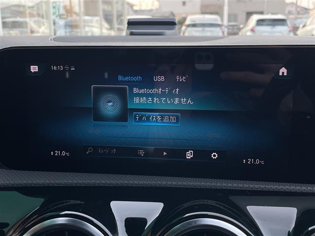 Ａクラスセダン Ａ１８０　スタイルセダン　禁煙車　純正ナビ　Ｂカメラ　ドラレコ　シートヒータ　パワーシート　ＢＳＭ　オートライト　ＬＥＤ　フォグランプ　オートエアコン　プッシュスタート　スマートキー　スペアキー　純正アルミホイール　ＥＴＣ（5枚目）