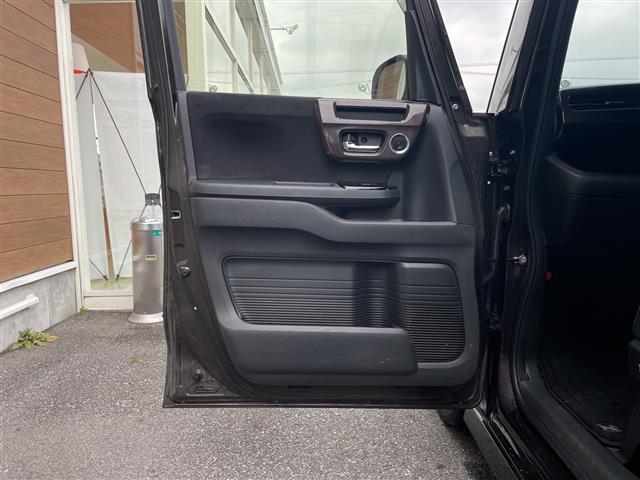 Ｎ－ＢＯＸカスタム Ｇ・Ｌターボホンダセンシング　禁煙車　純正ナビ　両側パワースライドドア　ホンダセンシング　アダプティブクルーズコントロール　衝突被害軽減ブレーキ　誤発信抑制機能　路外逸脱抑制機能　横滑り防止装置　車線維持支援システム　パドルシフト（40枚目）