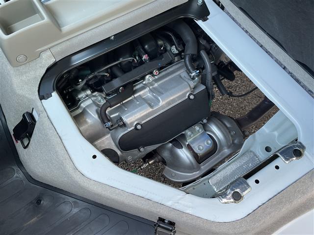 エブリイ ＰＡリミテッド　禁煙車　純正ナビ　スズキセーフティサポート　デュアルカメラブレーキサポート　誤発進抑制機能　車線逸脱警報機能　後退時ブレーキサポート　アイドリングストップ　電波式キーレスエントリー　ＵＳＢ電源ソケット（32枚目）