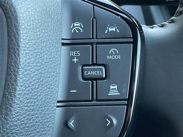 プリウス Ｇ　禁煙車　純正ナビ　トヨタセーフティセンス　ＬＤＡ　ＬＴＡ　ＲＳＡ　レーダークルーズコントロール　プリクラッシュセーフティ　前後コーナーセンサー　ブラインドスポットモニター　バックカメラ　ＡＣ１００Ｖ（10枚目）