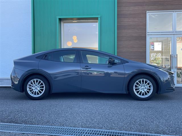 プリウス Ｇ　禁煙車　純正ナビ　トヨタセーフティセンス　ＬＤＡ　ＬＴＡ　ＲＳＡ　レーダークルーズコントロール　プリクラッシュセーフティ　前後コーナーセンサー　ブラインドスポットモニター　バックカメラ　ＡＣ１００Ｖ（18枚目）