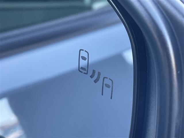 プリウス Ｇ　禁煙車　純正ナビ　トヨタセーフティセンス　ＬＤＡ　ＬＴＡ　ＲＳＡ　レーダークルーズコントロール　プリクラッシュセーフティ　前後コーナーセンサー　ブラインドスポットモニター　バックカメラ　ＡＣ１００Ｖ（32枚目）