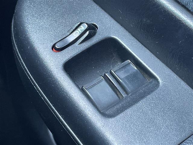 ������тm���C�P���̃K���o�[�����炱���ł��鍂������I���Q�O�Q�O�N�P���@�i���j���{�\����������������ׁi�������ÎԔ���s��̑�蔃����Ǝ҂�ΏۂƂ����u���Î����Ԕ���䐔�m���D�P�����v���j