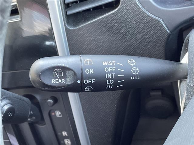 ワゴンＲスティングレー リミテッド　禁煙車　社外ディスプレイオーディオ　ＡＢＳ　ブレーキアシスト　ＥＢＤ　衝突安全ボディー　盗難防止システム　ＡＡＣ　パワーステアリング　パワーウィンドウ　ドアバイザー　ドライブレコーダー　社外ＡＷ積込み（6枚目）