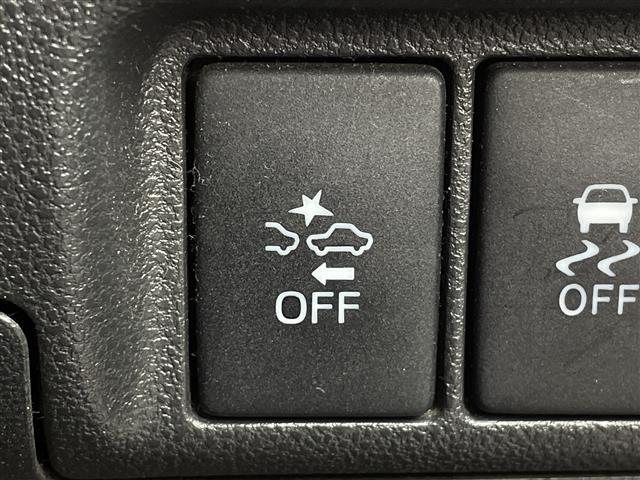 ムーヴ カスタム　ＲＳ　ＳＡ　純正ナビ　フルセグＴＶ　ＦＭ／ＡＭ／ＴＶ／ＢＴ／ＣＤ／ＤＶＤ　衝突軽減ブレーキ　後方コーナーセンサー　横滑り防止　アイドリングストップ　社外アルミホイール　プッシュスタート　オートライト　スマートキー（10枚目）