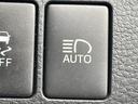 ハリアー プレミアム　禁煙車　純正９型ナビ　プリクラッシュセーフティ　ＬＫＡ　バックカメラ　パワーバックドア　クルーズコントロール　オートライト　オートハイビーム　ＬＥＤヘッドライト　スマートキー　純正アルミホイール　ＢＴ（8枚目）