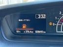 G・Lターボホンダセンシング 禁煙車 ホンダセンシング クルーズコントロール 社外ナビ AM/FM/CD/DVD 両側パワースライド 衝突軽減 ビルトインETC レーンキープアシスト フルセグTV シートヒーター 純正フロアマット(33枚目)